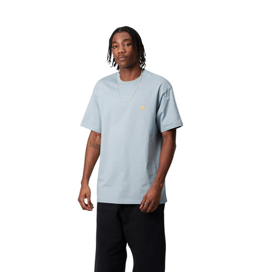 Carhartt Wip S/S Chase T-Shirt - Frosted Blue - T-Shirt di Carhartt Wip | Francis Concept
