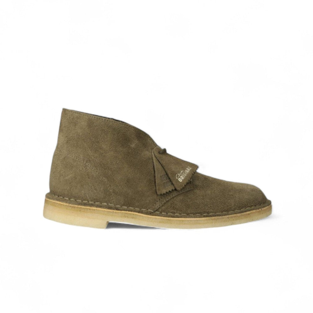 Scarpe Clarks Desert Boot in Suede - Dark Khaki - Scarpe di Clarks | Francis Concept