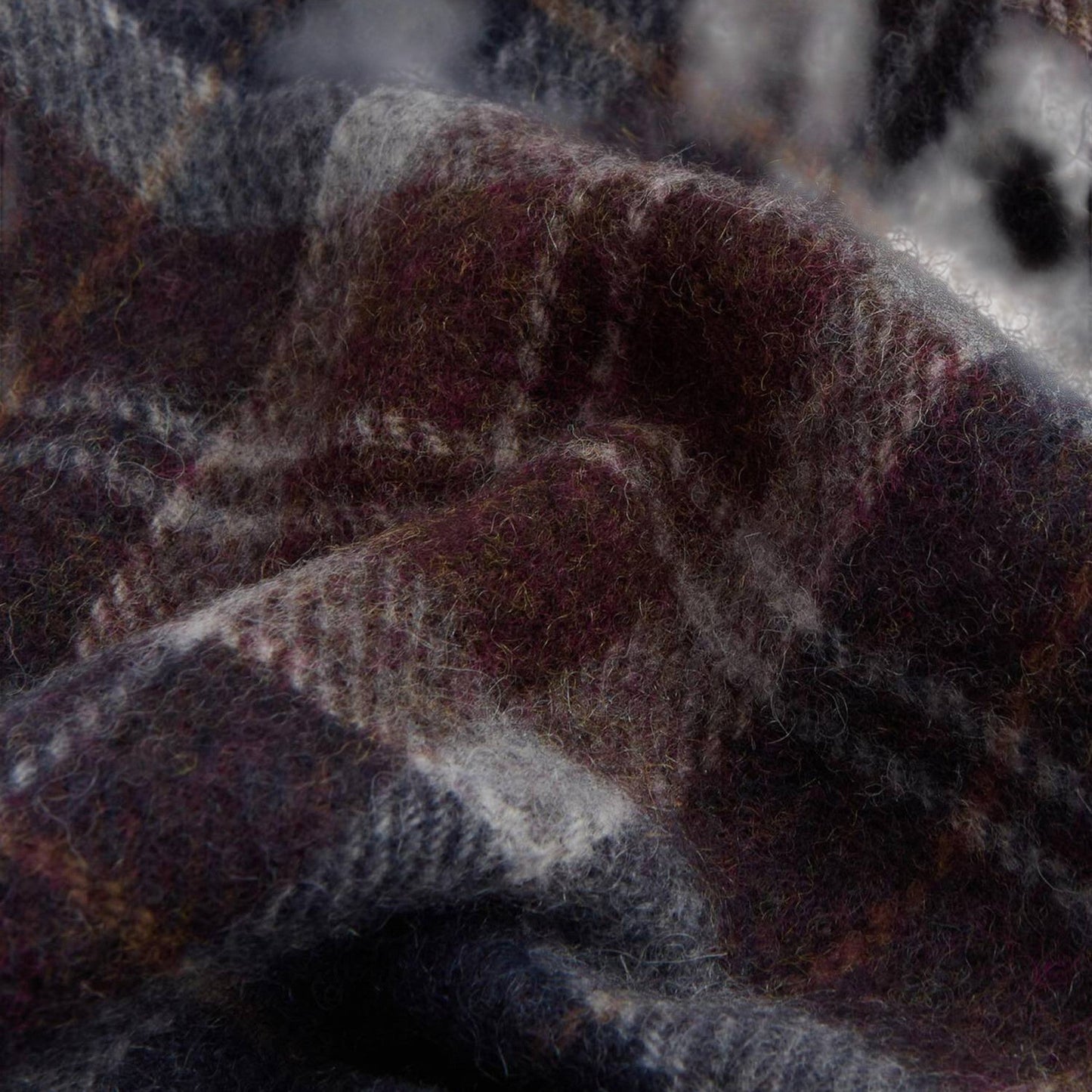 Sciarpa Barbour Tartan Lambswool Scarf - Tartan Midnight - Gadgets di Barbour | Francis Concept